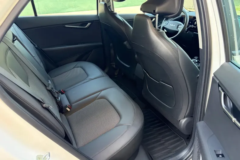 Kia Niro din 2022 cu 73.400 km - oferta KIA248355 - foto 24