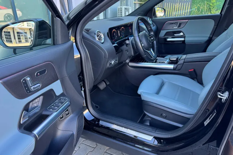 Mercedes-Benz GLA din 2023 cu 31.600 km - oferta MER248357 - foto 5