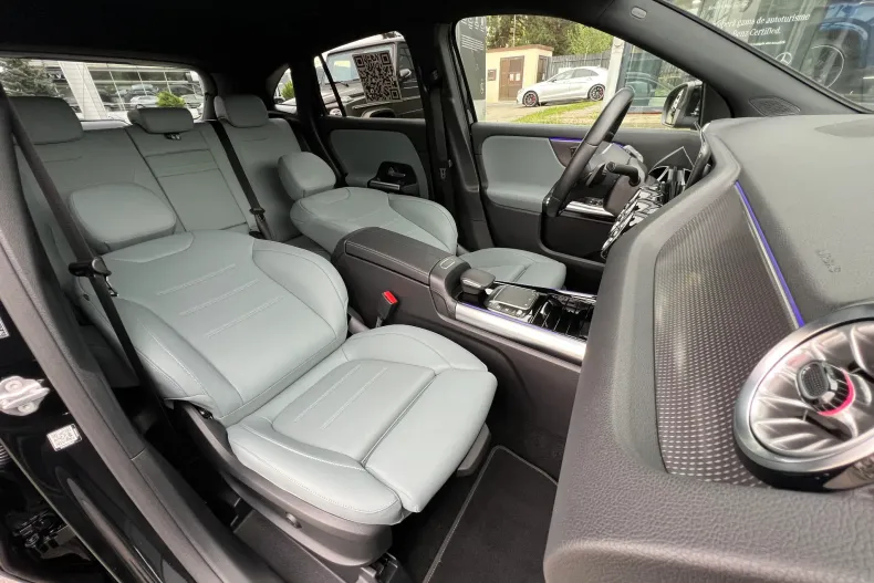 Mercedes-Benz GLA din 2023 cu 31.600 km - oferta MER248357 - foto 11