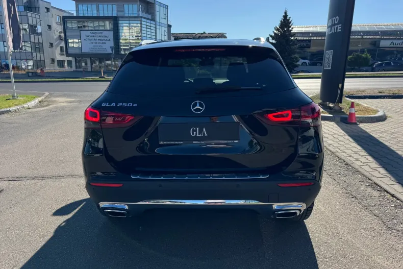 Mercedes-Benz GLA din 2023 cu 31.600 km - oferta MER248357 - foto 15