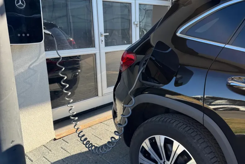 Mercedes-Benz GLA din 2023 cu 31.600 km - oferta MER248357 - foto 21