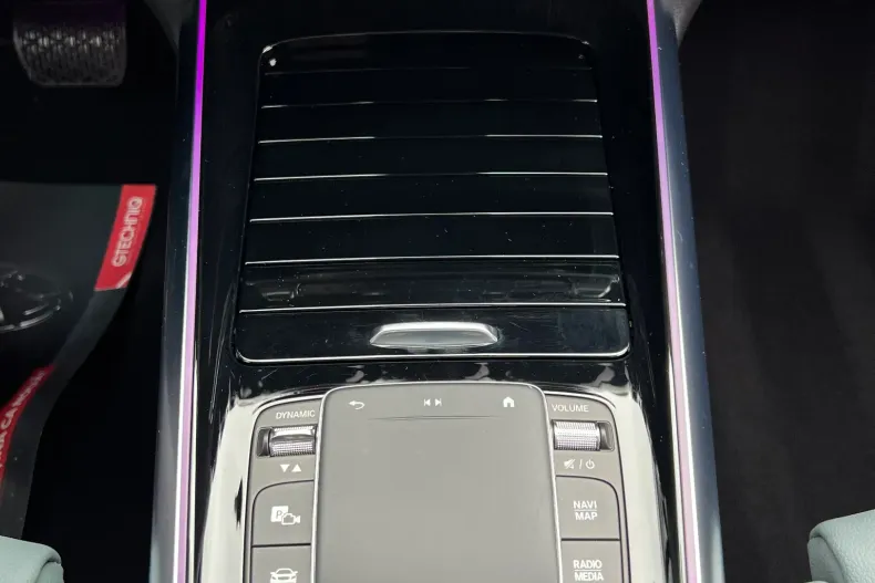 Mercedes-Benz GLA din 2023 cu 31.600 km - oferta MER248357 - foto 26