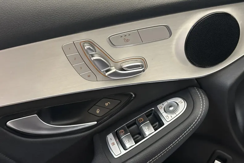 Mercedes-Benz GLC din 2020 cu 145.303 km - oferta MER248358 - foto 14