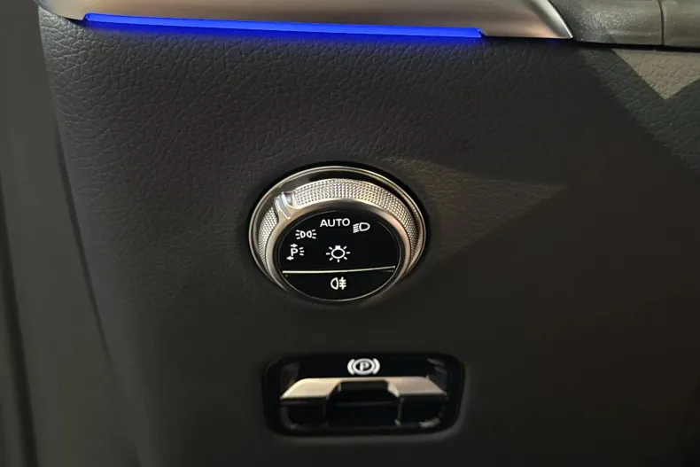 Mercedes-Benz GLC din 2025 cu 9.695 km - oferta MER248359 - foto 15