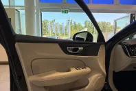 Volvo V60 din 2023 cu 13.500 km - oferta VOL248364 - foto 11
