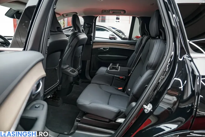 Volvo XC90 din 2025 cu 29.000 km - oferta VOL248369 - foto 6