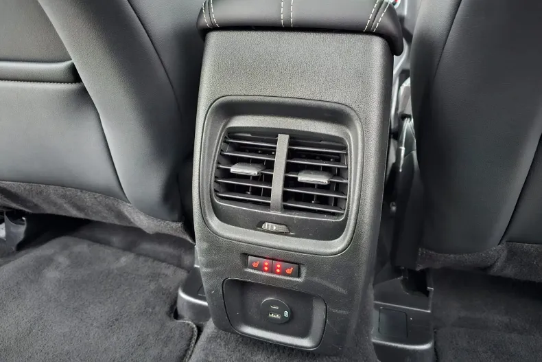 Ford Kuga din 2021 cu 174.000 km - oferta FOR248379 - foto 27