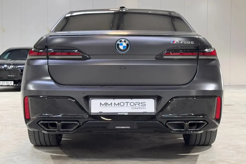 BMW M7 (Seria 7) din 2024 cu 38.558 km - oferta BMW248390 - foto 8