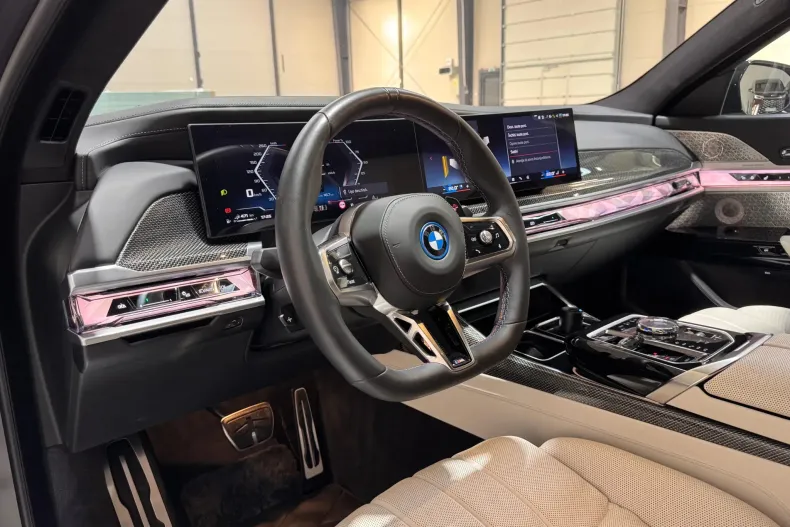BMW M7 (Seria 7) din 2024 cu 38.558 km - oferta BMW248390 - foto 23