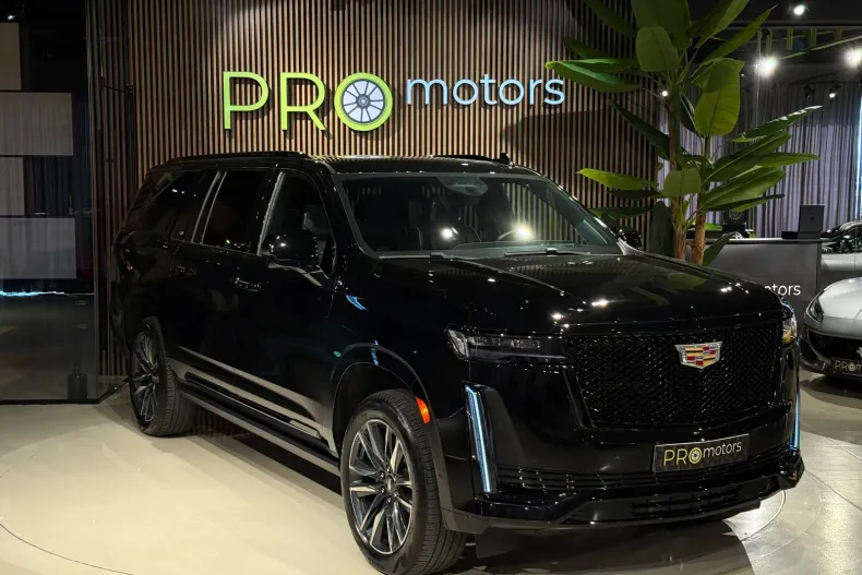 Cadillac Escalade din 2023 cu 15.776 km - oferta CAD248392 - foto 4