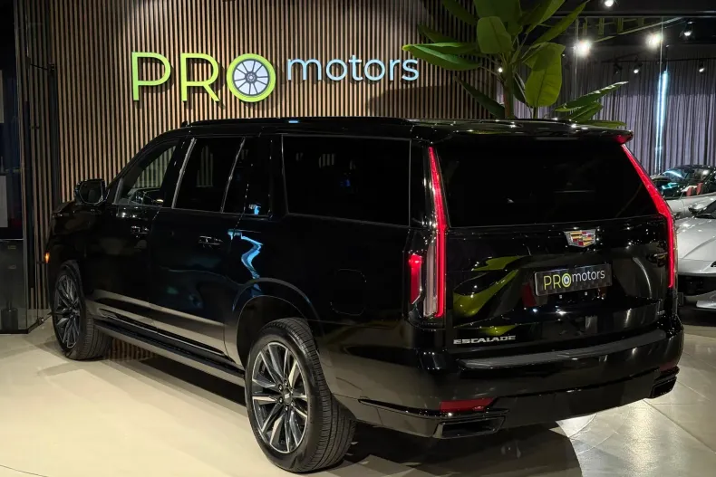 Cadillac Escalade din 2023 cu 15.776 km - oferta CAD248392 - foto 9