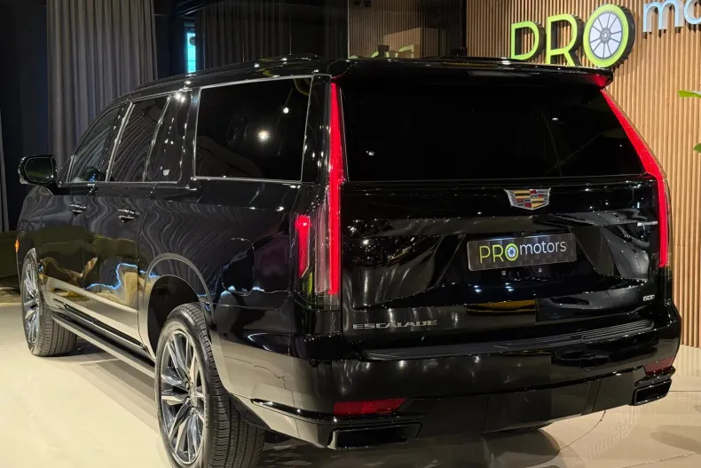 Cadillac Escalade din 2023 cu 15.776 km - oferta CAD248392 - foto 11