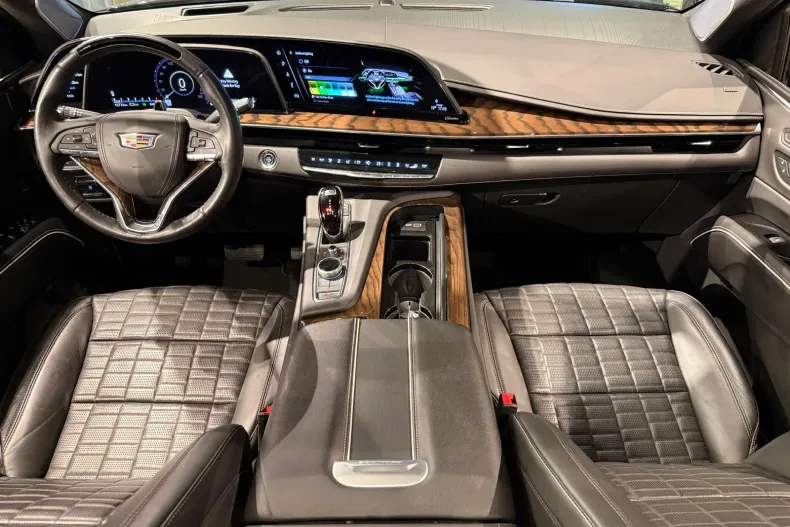 Cadillac Escalade din 2023 cu 15.776 km - oferta CAD248392 - foto 27