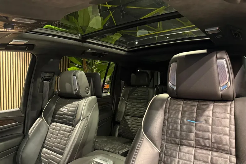 Cadillac Escalade din 2023 cu 15.776 km - oferta CAD248392 - foto 30