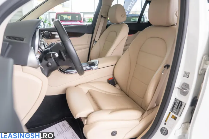 Mercedes-Benz GLC din 2020 cu 51.232 km - oferta MER248395 - foto 19