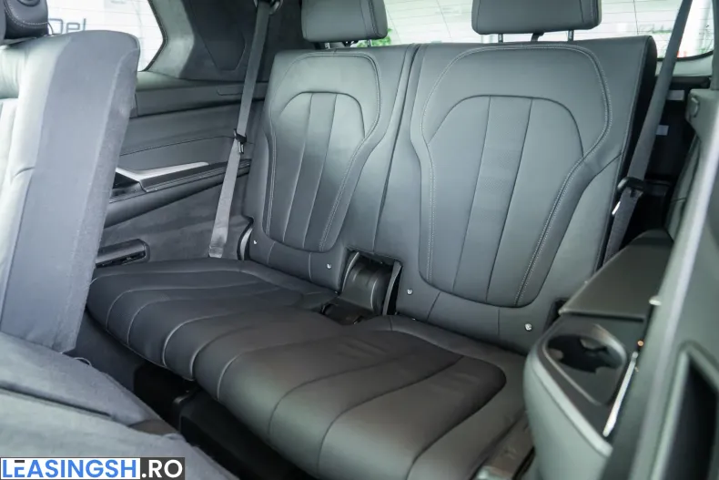 BMW X7 (Seria X) din 2022 cu 150.400 km - oferta BMW248399 - foto 10