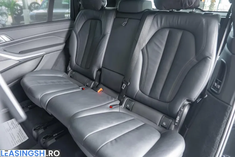 BMW X7 (Seria X) din 2022 cu 150.400 km - oferta BMW248399 - foto 27
