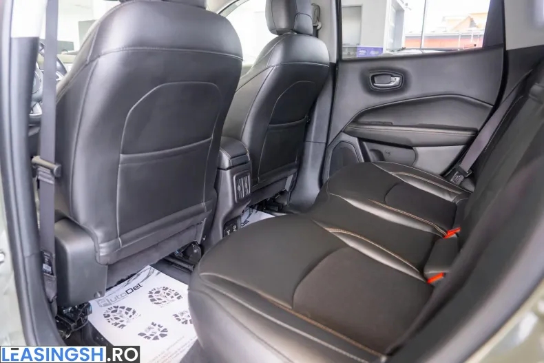 Jeep Compass din 2020 cu 108.250 km - oferta JEE248401 - foto 20