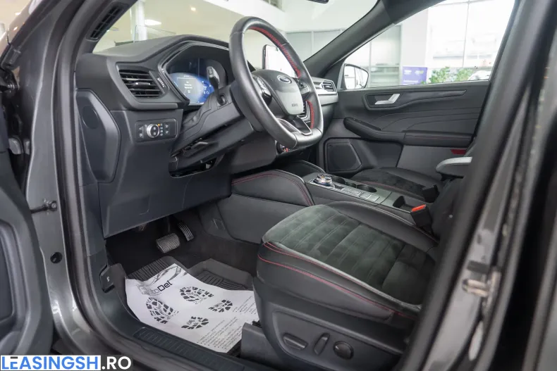 Ford Kuga din 2021 cu 135.500 km - oferta FOR248403 - foto 14