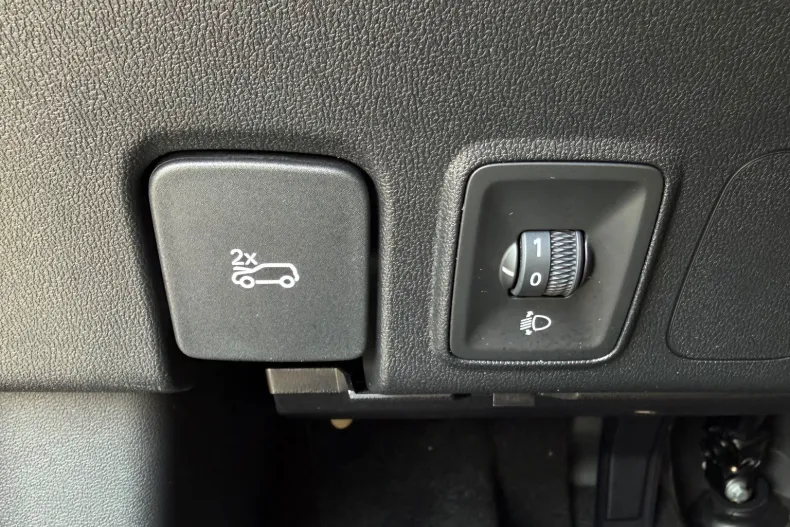 MG HS din 2025 cu 7.900 km - oferta MG0248406 - foto 35