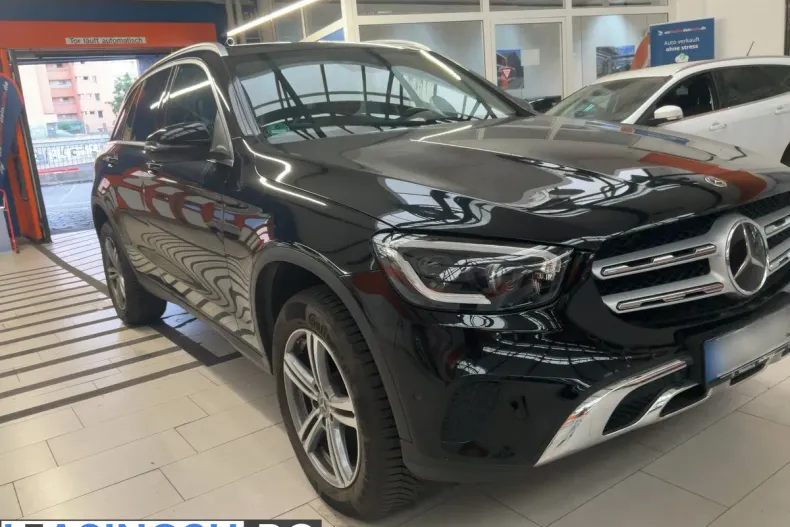 Mercedes-Benz GLC din 2021 cu 52.680 km - oferta MER248425 - foto 4