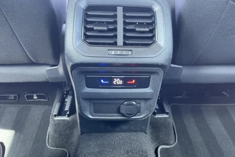 Volkswagen Tiguan din 2022 cu 132.690 km - oferta VOL248427 - foto 25