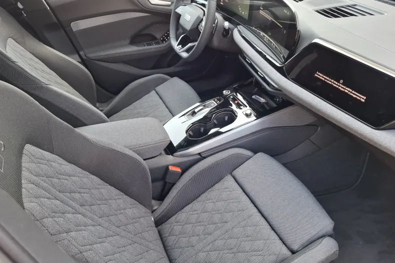 Audi A5 Limuzina din 2025 cu 5.347 km - oferta AUD248428 - foto 13
