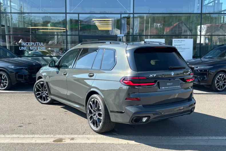 BMW X7 (Seria X) din 2026 cu 1 km - oferta BMW248444 - foto 3