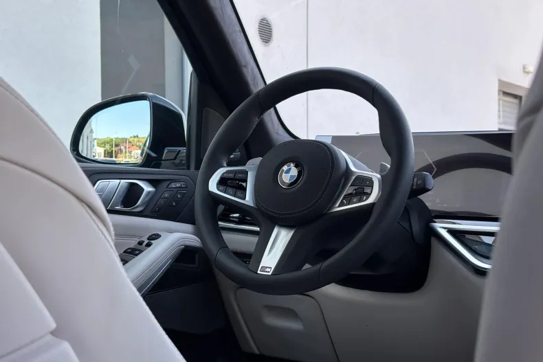 BMW X7 (Seria X) din 2026 cu 1 km - oferta BMW248444 - foto 14