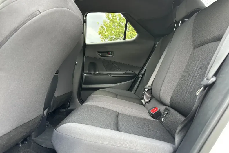 Toyota C-HR din 2024 cu 47.211 km - oferta TOY248445 - foto 12