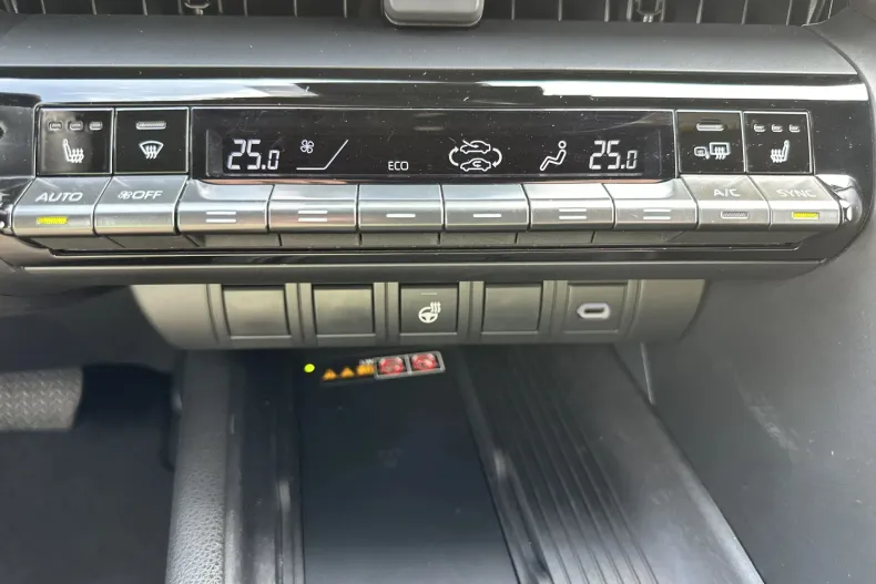 Toyota C-HR din 2024 cu 47.211 km - oferta TOY248445 - foto 17