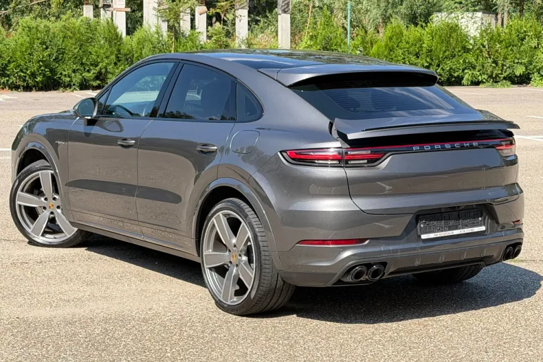 Porsche Cayenne din 2021 cu 109.000 km - oferta POR248449 - foto 3