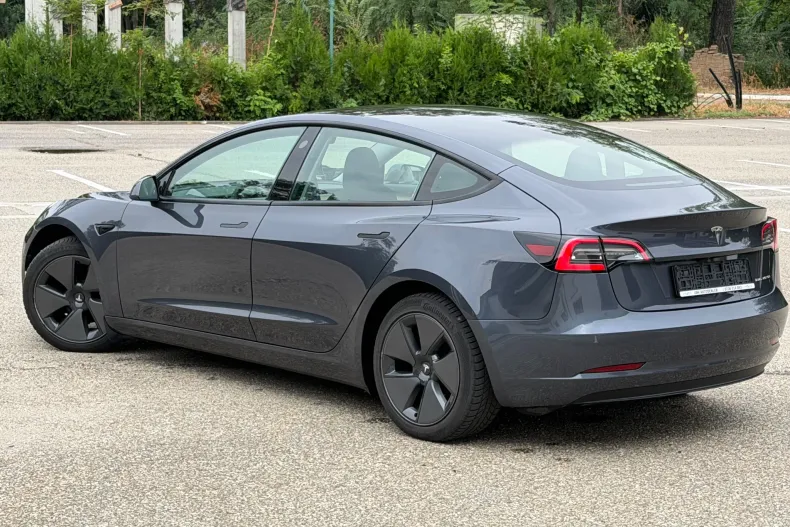 Tesla Model 3 din 2021 cu 114.962 km - oferta TES248451 - foto 3