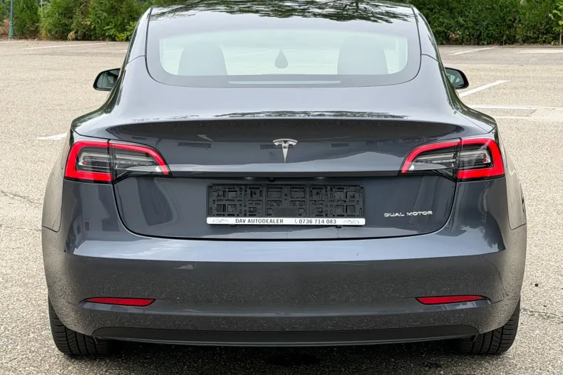 Tesla Model 3 din 2021 cu 114.962 km - oferta TES248451 - foto 4