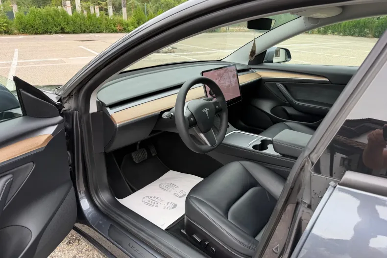 Tesla Model 3 din 2021 cu 114.962 km - oferta TES248451 - foto 6