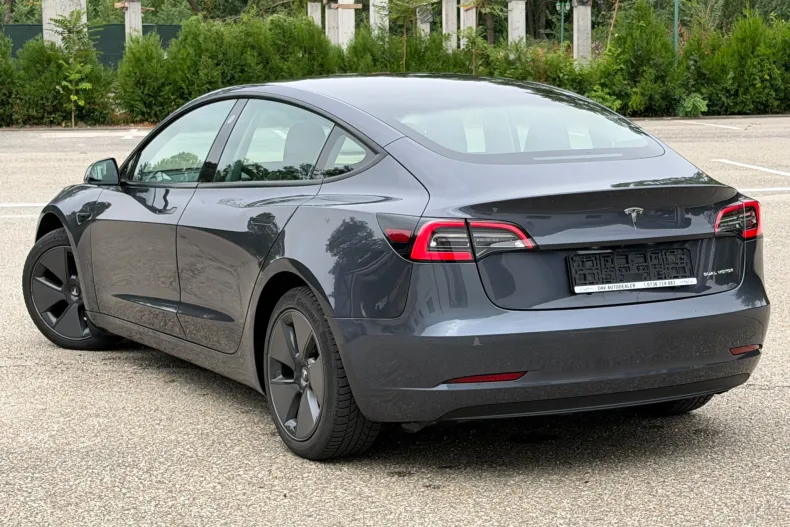 Tesla Model 3 din 2021 cu 114.962 km - oferta TES248451 - foto 11