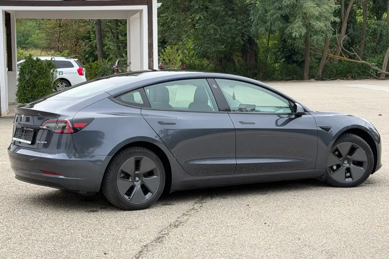 Tesla Model 3 din 2021 cu 114.962 km - oferta TES248451 - foto 14