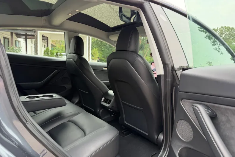 Tesla Model 3 din 2021 cu 114.962 km - oferta TES248451 - foto 17