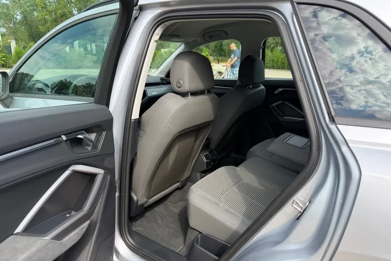 Audi Q3 din 2021 cu 94.580 km - oferta AUD248452 - foto 7