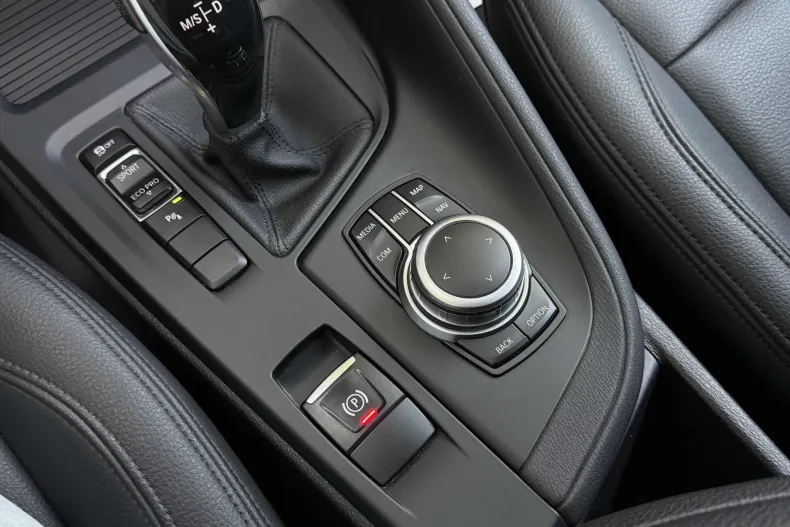 BMW X1 (Seria X) din 2021 cu 153.000 km - oferta BMW248455 - foto 19