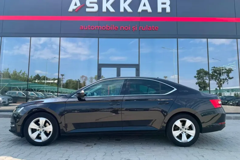 Skoda Superb din 2022 cu 118.549 km - oferta SKO248456 - foto 16