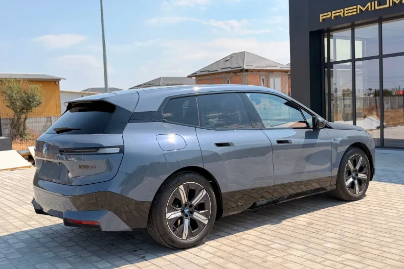 BMW iX din 2024 cu 2.000 km - oferta BMW248457 - foto 4