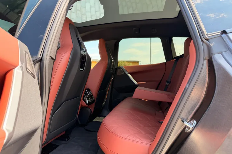 BMW iX din 2024 cu 2.000 km - oferta BMW248457 - foto 8