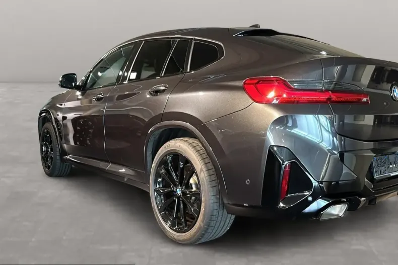 BMW X4 (Seria X) din 2023 cu 15.792 km - oferta BMW248478 - foto 3