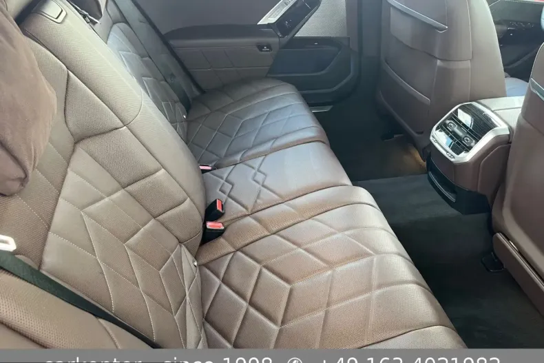 BMW i7 (Seria 7) din 2025 cu 17.061 km - oferta BMW248480 - foto 27