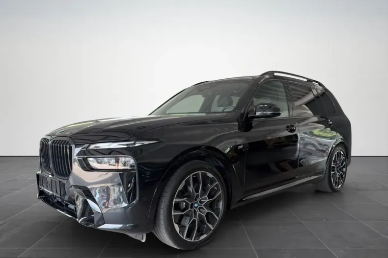 BMW X7 (Seria X) din 2025 cu 7.747 km - oferta BMW248487 - foto 1