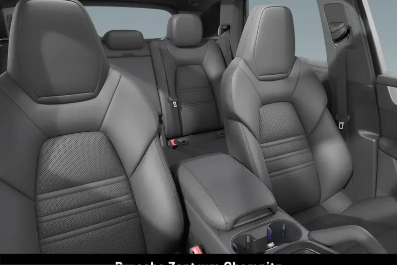 Porsche Cayenne din 2025 cu 18.900 km - oferta POR248495 - foto 6