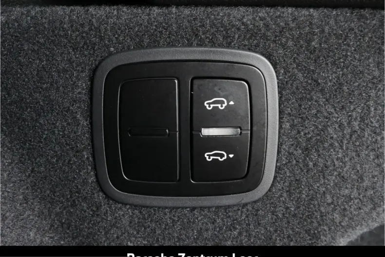 Porsche Macan din 2023 cu 48.359 km - oferta POR248496 - foto 34