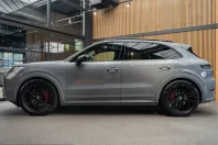 Porsche Cayenne din 2024 cu 39.625 km - oferta POR248498 - foto 3