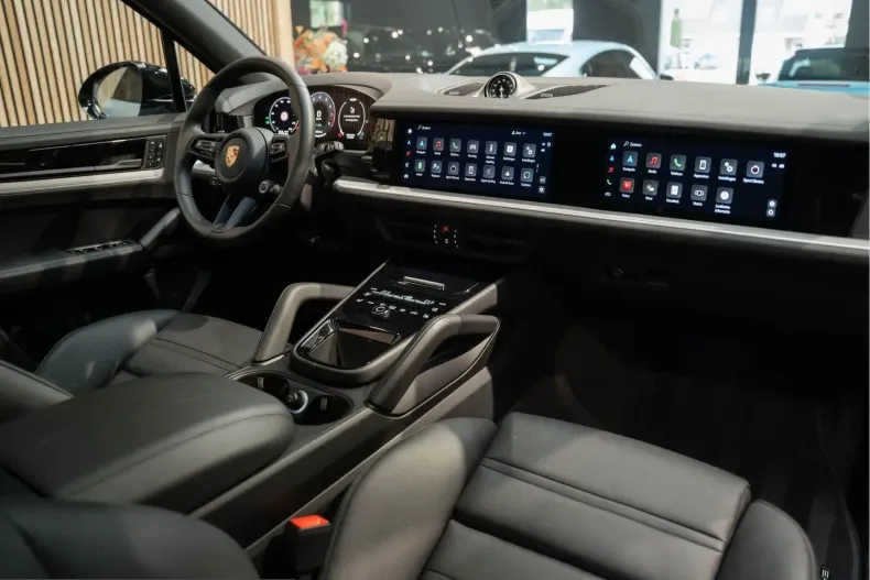 Porsche Cayenne din 2024 cu 39.625 km - oferta POR248498 - foto 28